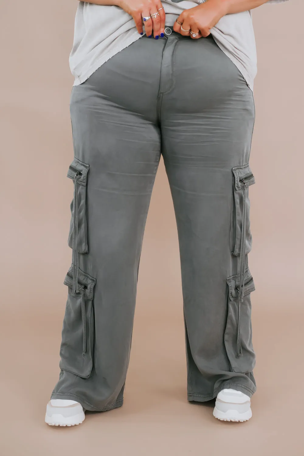 Olive High Rise Cargo Pants, Risen